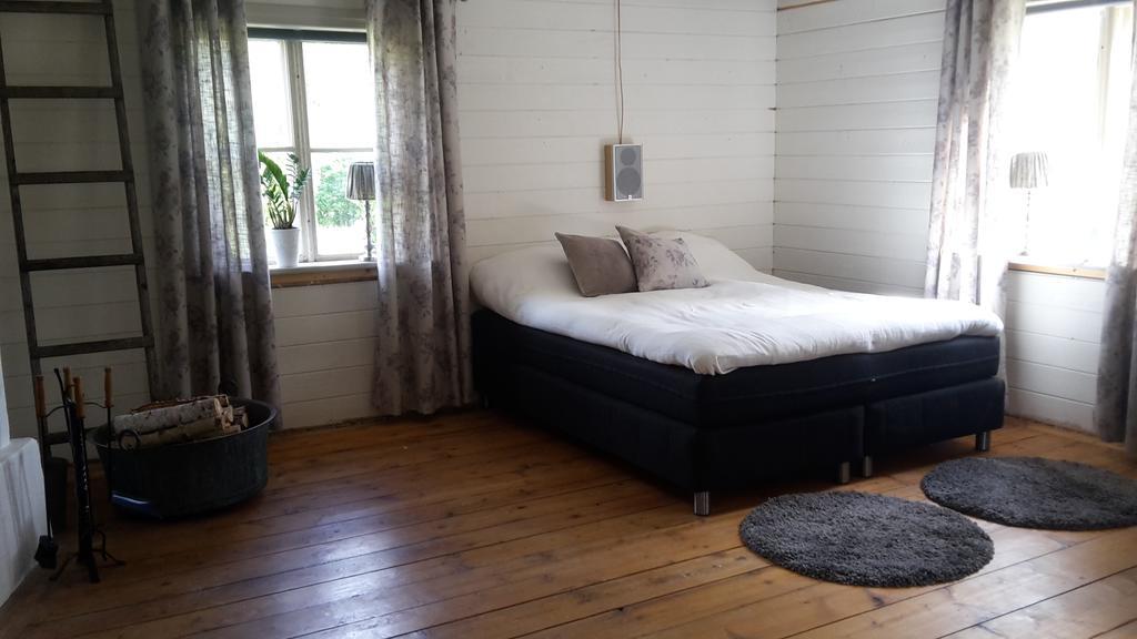 Вилла Bjaerkeryd Soedergard Bed & Stable Kisa Экстерьер фото