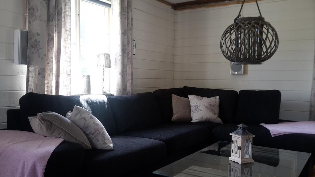 Вилла Bjaerkeryd Soedergard Bed & Stable Kisa Экстерьер фото